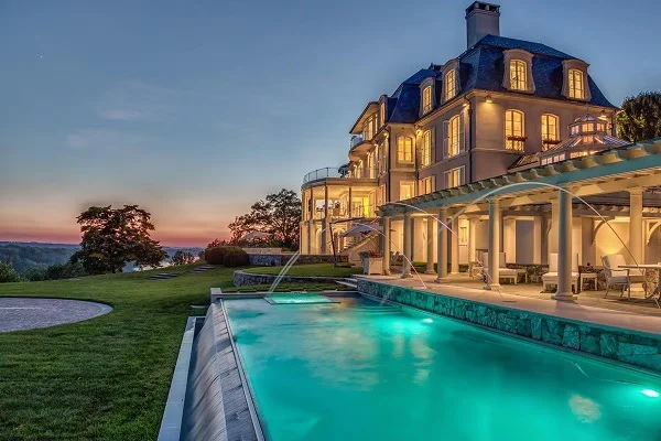Exploring the Opulent Dan Snyder House: A Journey from Luxury to Philanthropy